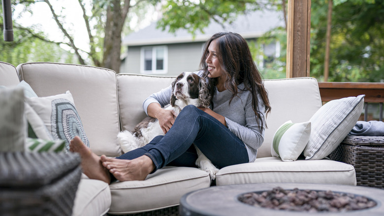 Repurpose Empty Spice Jars Into Stunning Patio Decor