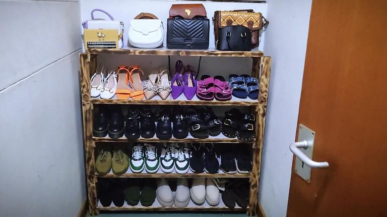 DIY Shoe rack