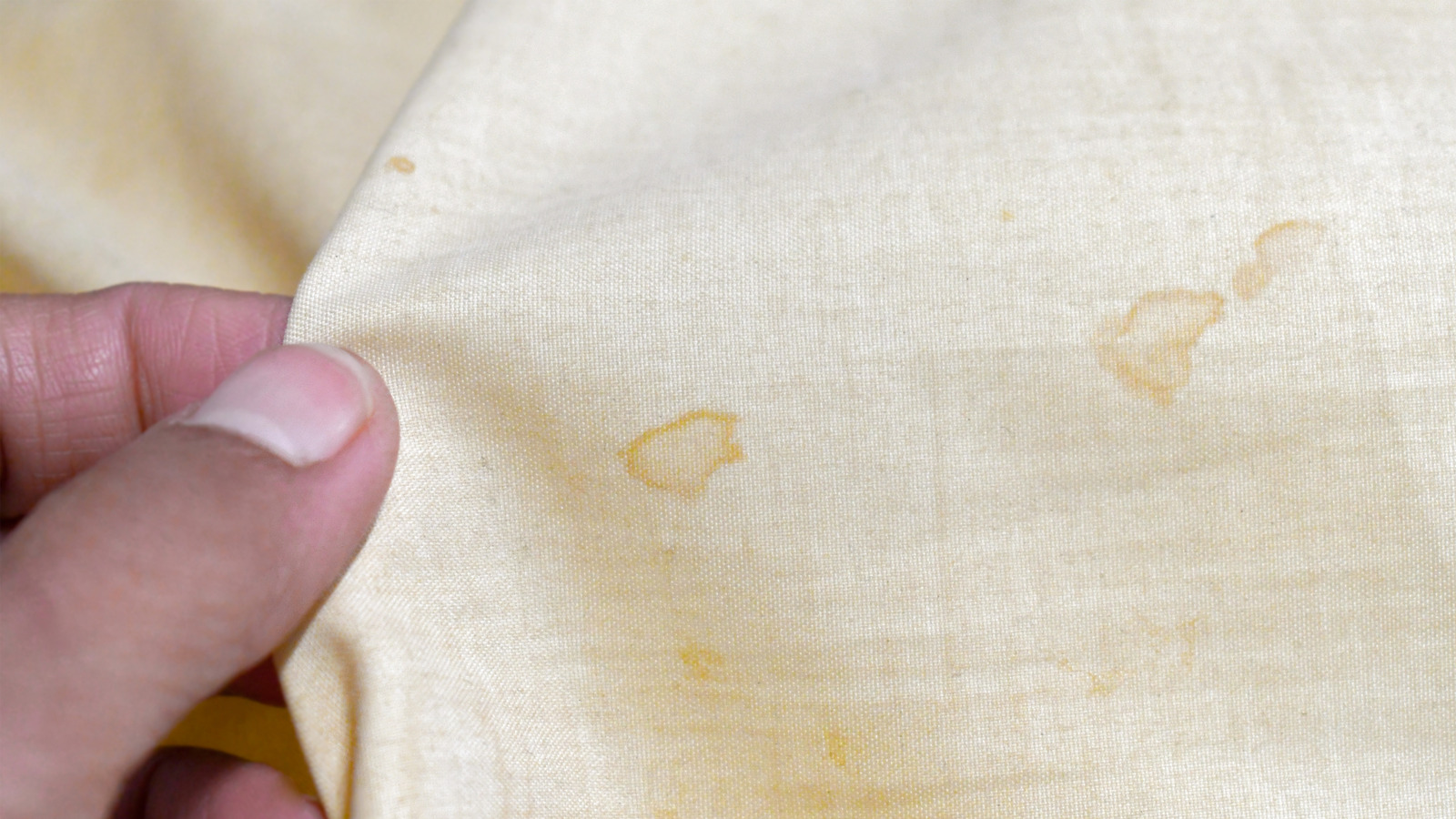 Say Goodbye To Yellow Stains On Clothes & Pillows: 5 Budget Products Reviewers Love