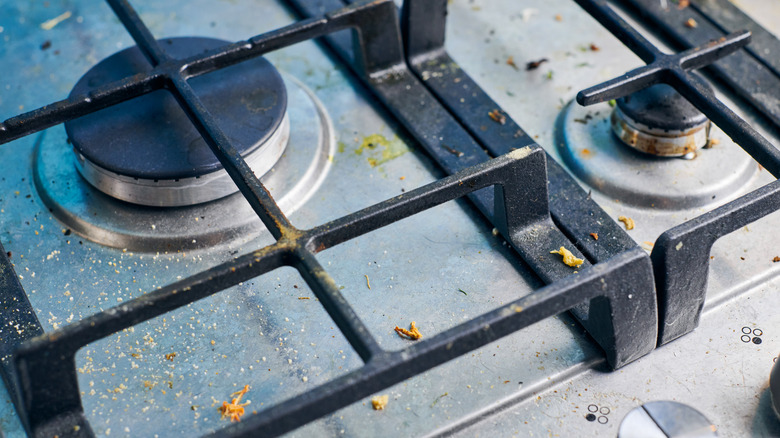 dirty gas stovetop grates
