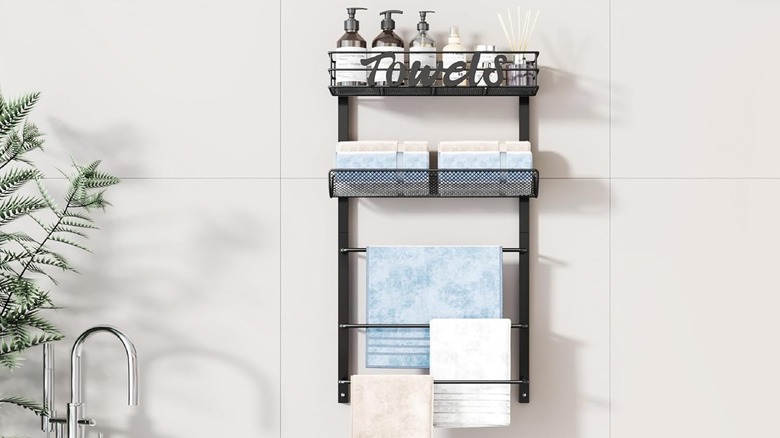 SWTYMIKI 5-Tier Towel Rack mounted on wall