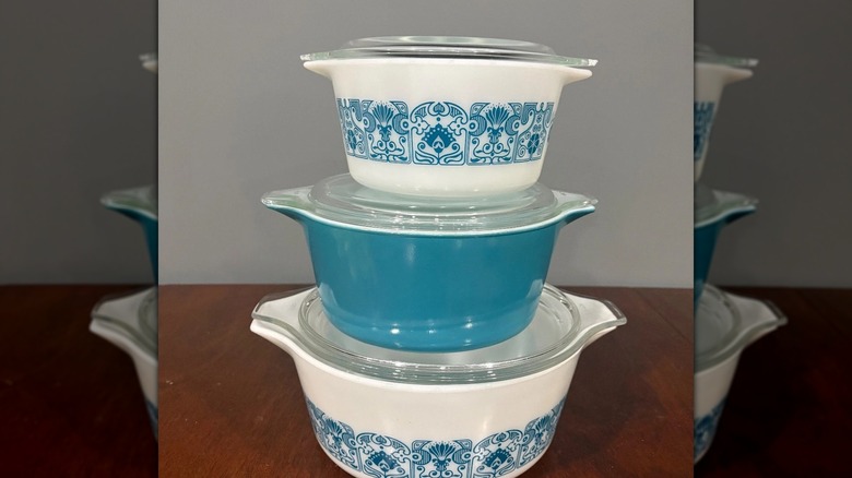 A set of three Pyrex casserole dishes in the Horizon Blue pattern