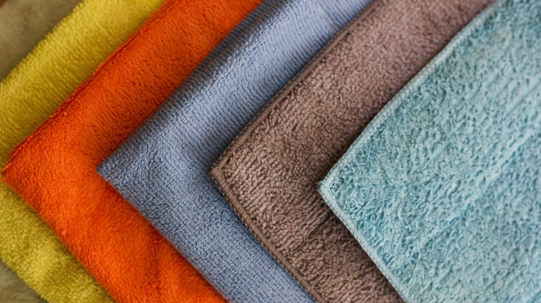 Colorful microfiber cleaning cloths