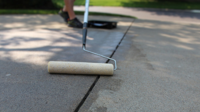 Maintaining driveway with concrete sealant