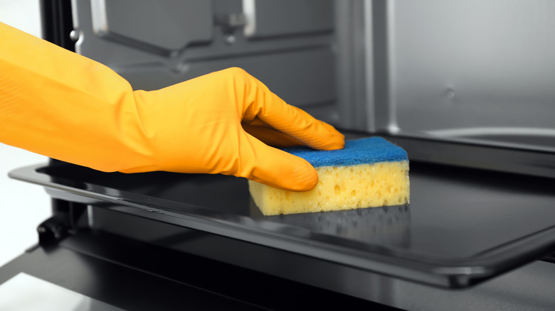 Using sponge on very clean baking sheet