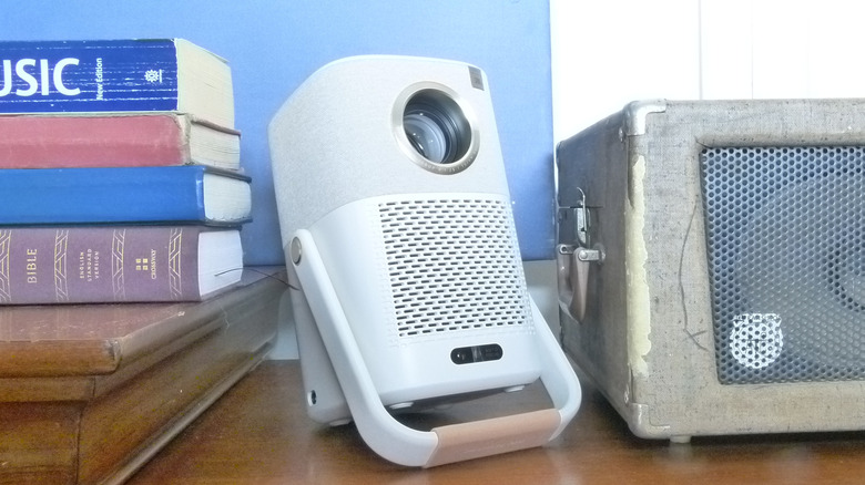 The Yaber T2's handle/kickstand used to tilt the projector upwards