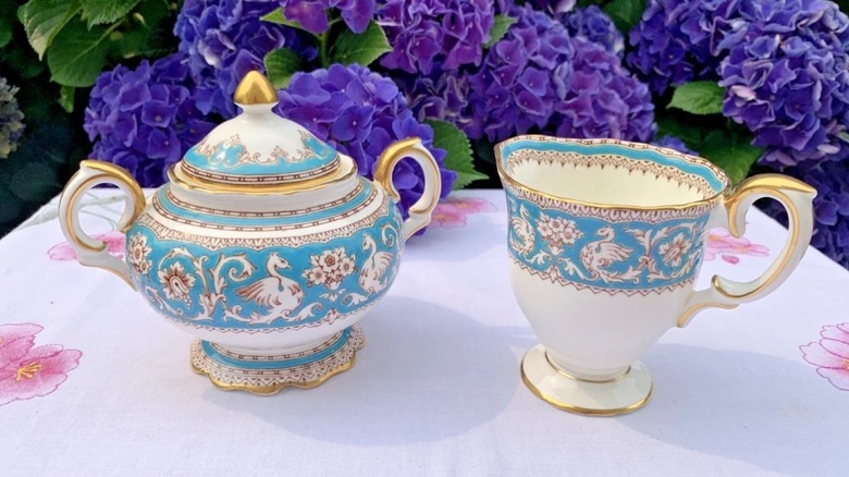 Vintage Ellesmere creamer and sugar set