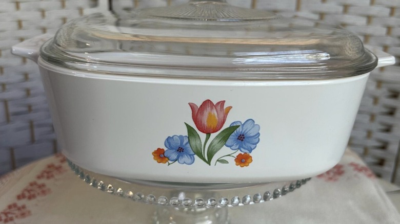 Vintage CorningWare Fresh Cut casserole dish with lid