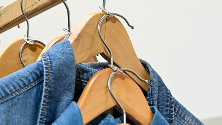 Soda can tabs on hangers for extra hooks
