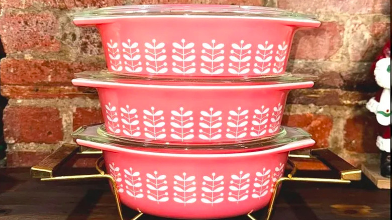 Vintage Pyrex casserole dish with Pink Stems pattern