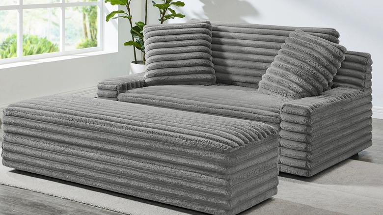 Viral Costco oversized chair