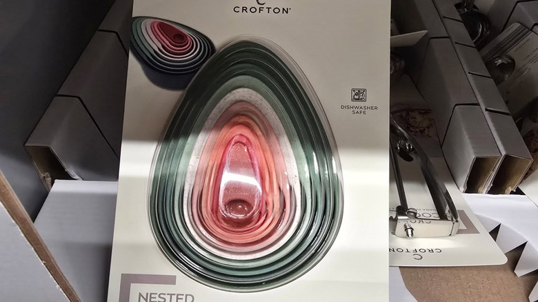 Crofton nesting measuring cup set from Aldi