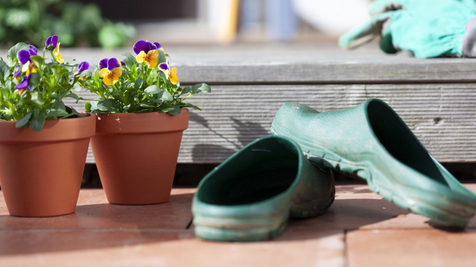 This IKEA Waste Bin Doubles As A Clever Solution For Outdoor Clutter