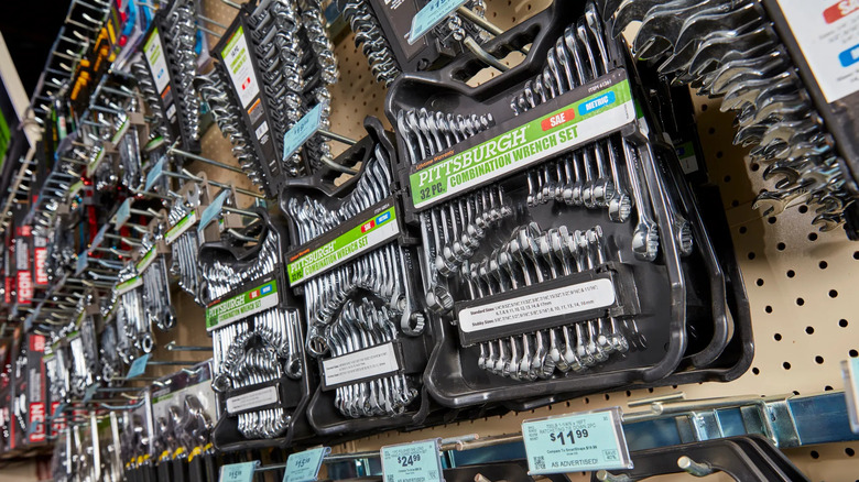 Pittsburgh wrench sets at a Harbor Freight store