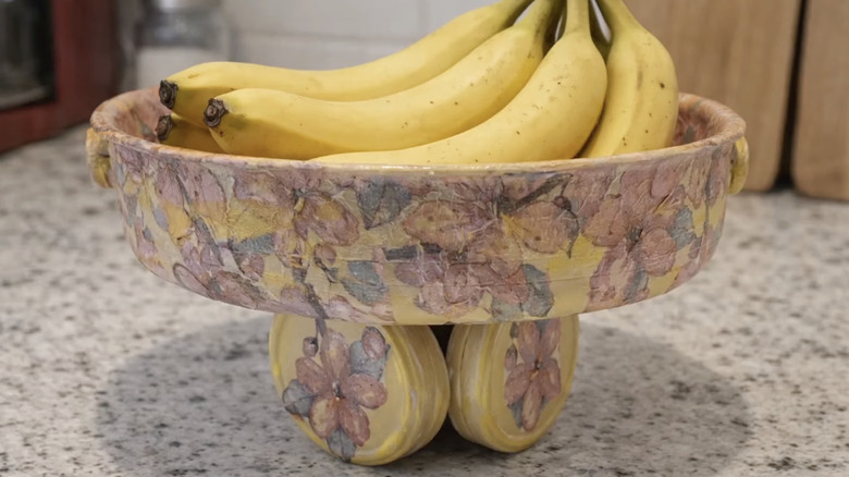 Floral countertop tray made from an old pan