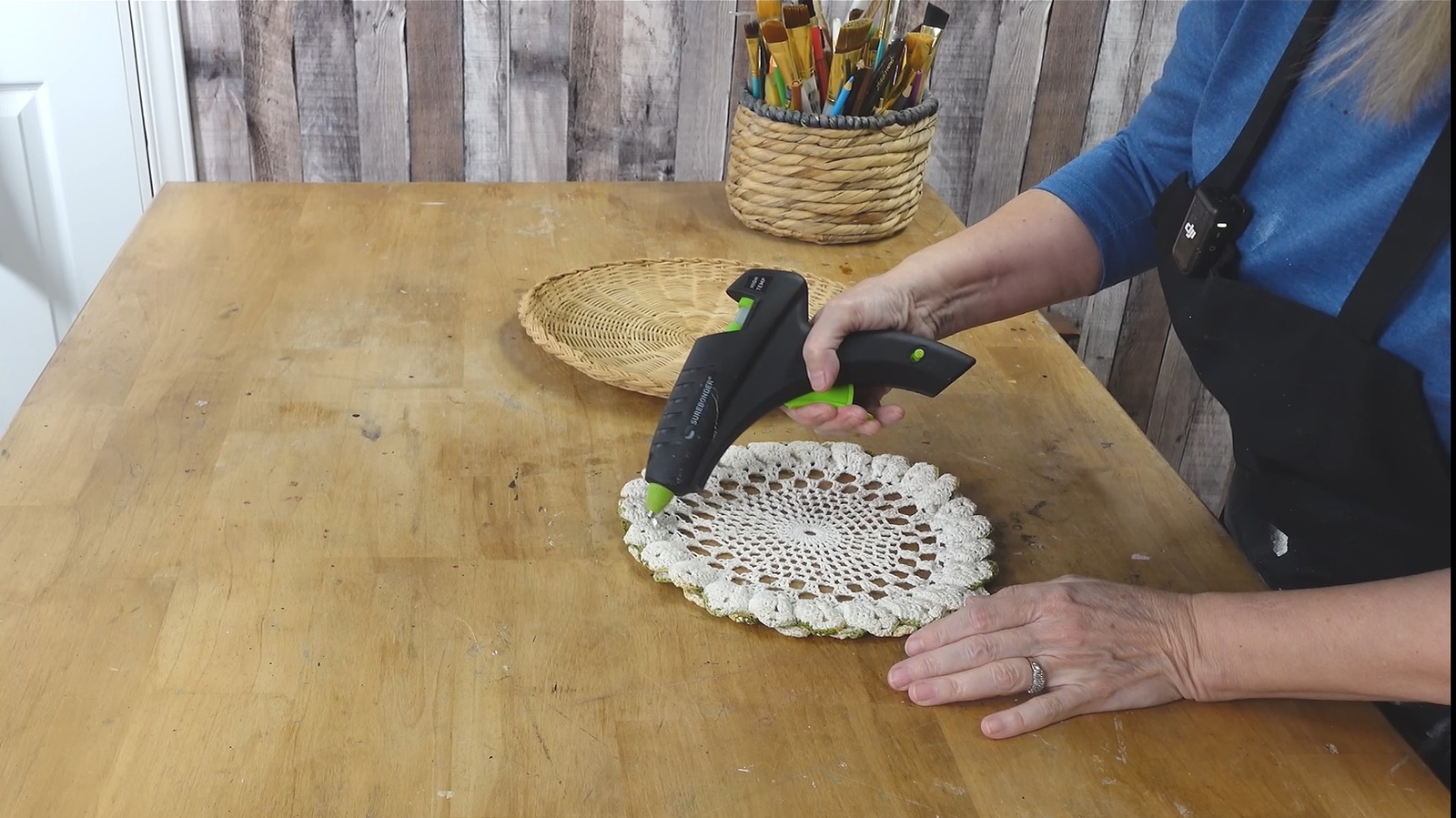 Turn Vintage Doilies And Cardboard Into A Beautiful Boho Home Decor Piece