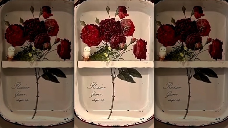 Cake pan repurposed as a shelf