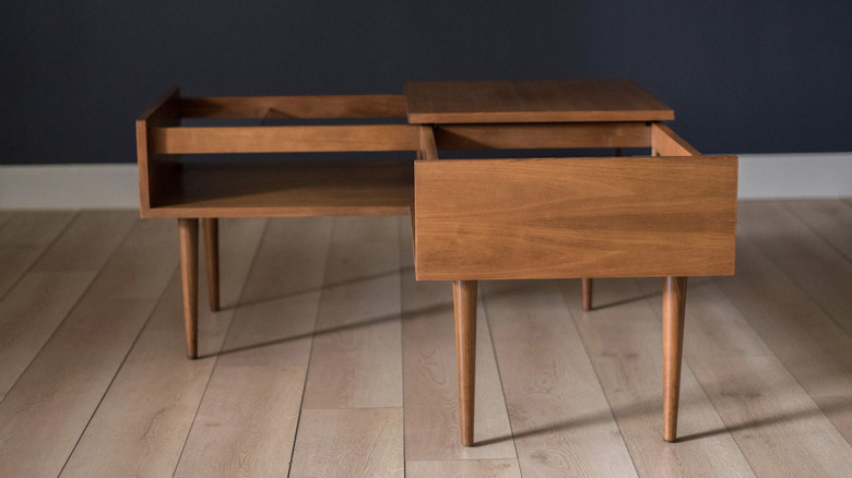 A Milo Baughman corner table for Glenn of California