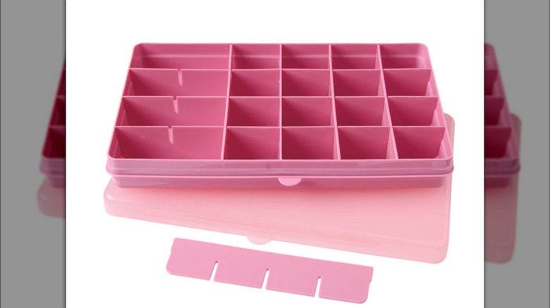 Crofton Pink Snackle Box