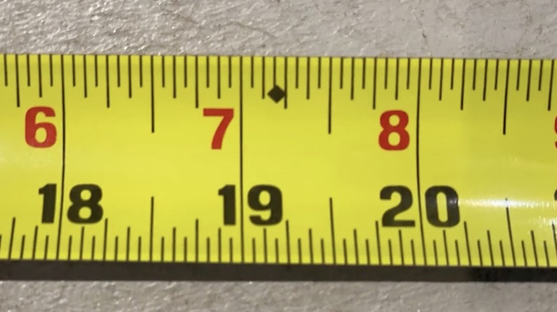 Black diamond marking at 19.2 inches