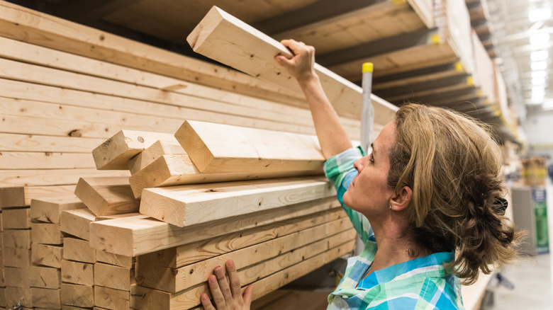 Buying a 2x4 from a rack