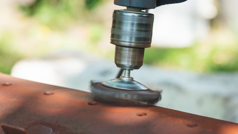 Sharpening a blade with a drill attachment