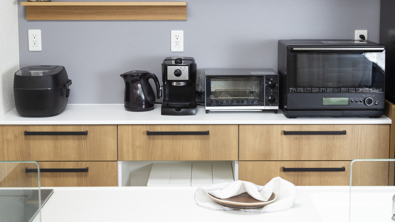 Multiple portable appliances on kitchen counter