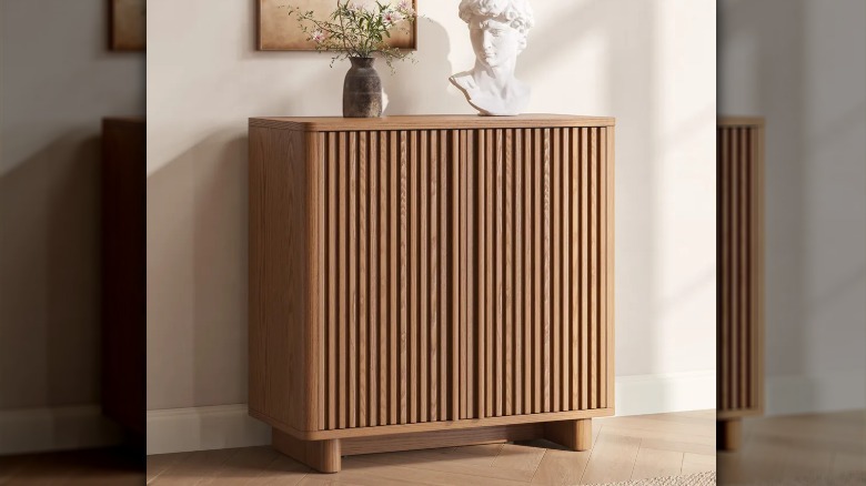 https://www.hernest.com/products/sabina-wood-sideboard-31-inch--p-5267.html